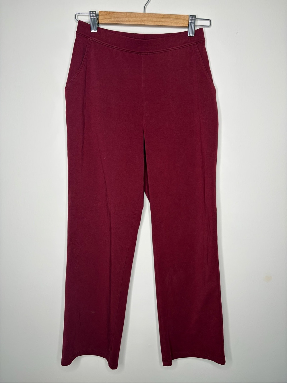 L.L.Bean Womenās PXS Burgundy Pull-On Pants Pockets Cotton Spandex